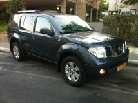 ניסאן&nbsp;פאת'פיינדר דיזל&nbsp;SE 7S אוט' דיזל 2.5&nbsp;2007