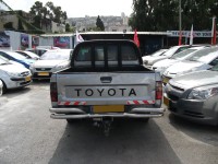 טויוטה&nbsp;היילקס 4X2&nbsp;TOP SR ידני דאבל קבינה דיזל 2.5&nbsp;2002