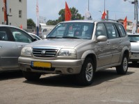 סוזוקי&nbsp;גרנד ויטרה&nbsp;XL7 אוט' 2.7&nbsp;2003