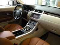 לנד רובר&nbsp;ריינג' רובר איווק&nbsp;2.0 אוטו' 4X4 PURE&nbsp;2011
