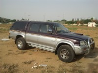 מיצובישי&nbsp;מגנום 4X4&nbsp;TDI GLS דאבל קבינה אוט' דיזל 2.5&nbsp;2002