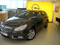 אופל&nbsp;אינסיגניה&nbsp;Edition 2.0 אוטו'&nbsp;2011