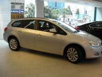 אופל&nbsp;אסטרה החדשה&nbsp;ESSENTIA אוט' 5 דל' 1.6&nbsp;2011