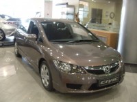 הונדה&nbsp;סיויק החדשה 4 דלתות&nbsp;COMFORT אוט' 1.8 (מתיחת פנים)&nbsp;2011