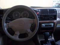 איסוזו&nbsp;רודאו&nbsp;LS אוט' 3.2&nbsp;2003