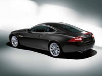 יגואר&nbsp;XK&nbsp;5.0 קופה V8 אוטו'&nbsp;2012