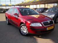 סקודה&nbsp;אוקטביה&nbsp;AMBIENTE FSI אוט' 2.0&nbsp;2008