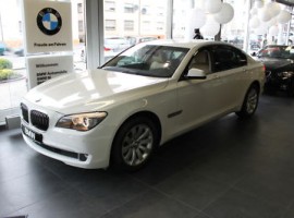 ב.מ.וו&nbsp;סדרה 7&nbsp;LI 730 אוט' 3.0&nbsp;2011