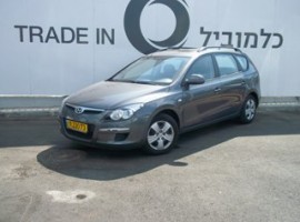 יונדאי&nbsp;i30&nbsp;PREMIUM אוט' 1.6&nbsp;2009
