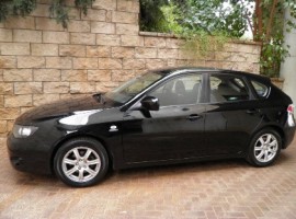 סובארו&nbsp;B3 החדשה 5 דל'&nbsp;RX אוט' 2.0&nbsp;2008