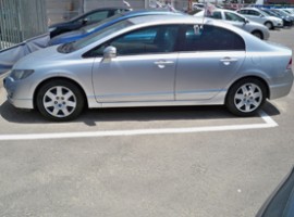 הונדה&nbsp;סיויק החדשה 4 דלתות&nbsp;COMFORT אוט' 1.8 (מתיחת פנים)&nbsp;2009