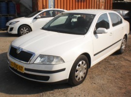 סקודה&nbsp;אוקטביה&nbsp;TOUR/GLX אוט' 1.6&nbsp;2008