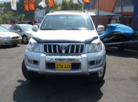 טויוטה&nbsp;לנד קרוזר קצר&nbsp;TDI  אוט' קצר דיזל 3.0&nbsp;2004