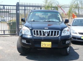 טויוטה&nbsp;לנד קרוזר ארוך&nbsp;LUXURY אוט' ארוך 4.0&nbsp;2005