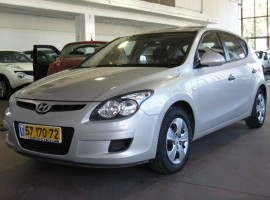 יונדאי&nbsp;i30&nbsp;INSPIRE אוט' 1.6&nbsp;2010