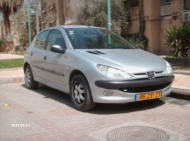פיג'ו&nbsp;206&nbsp;XT אוט' 1.4&nbsp;2000