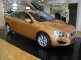 וולוו&nbsp;S-60&nbsp;T אוט' 2.0&nbsp;2011