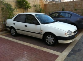 טויוטה&nbsp;קורולה&nbsp;TERRA CLASS אוט' 1.6&nbsp;1998