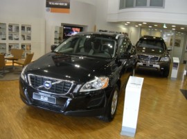 וולוו&nbsp;XC60&nbsp;ACTIVE אוט' 2.0&nbsp;2011