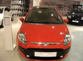 פיאט&nbsp;פונטו איבו&nbsp;ACTIVE אוט' 1.4&nbsp;2011