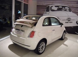 פיאט&nbsp;500C&nbsp;C גג בד אוט' 1.2&nbsp;2011