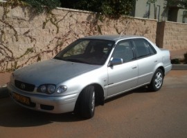 טויוטה&nbsp;קורולה&nbsp;GLI אוט' 1.6&nbsp;2002