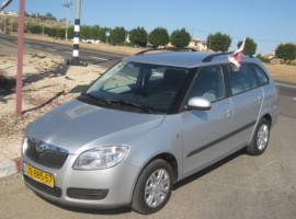 סקודה&nbsp;פביה החדשה&nbsp;AMBIENTE 16V ידני 5 דל' 1.4&nbsp;2009