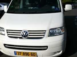 פולקסווגן&nbsp;קראוול&nbsp;TDI אוט' דיזל 2.5 (130 כ"ס)&nbsp;2006