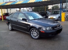 וולוו&nbsp;S-40&nbsp;T אוט' 2.0 (163 כ''ס)&nbsp;2003