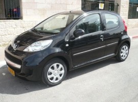 פיג'ו&nbsp;107&nbsp;TRENDY אוט' 1.0 (60 כ"ס + ESP)&nbsp;2011