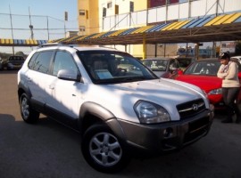 יונדאי&nbsp;טוסון&nbsp;EXECUTIVE אוט' 2.7&nbsp;2006