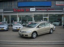 הונדה&nbsp;סיויק החדשה 4 דלתות&nbsp;ES אוט' 1.8&nbsp;2008