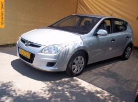 יונדאי&nbsp;i30&nbsp;CRDI-SUPEREME אוט' דיזל 1.6&nbsp;2009
