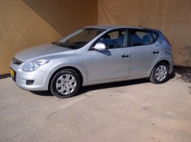 יונדאי&nbsp;i30&nbsp;CRDI-SUPEREME אוט' דיזל 1.6&nbsp;2010
