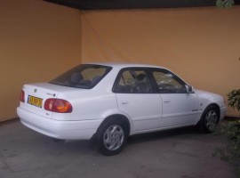 טויוטה&nbsp;קורולה החדשה&nbsp;GLI אוט' 1.6 (מתיחת פנים)&nbsp;2002