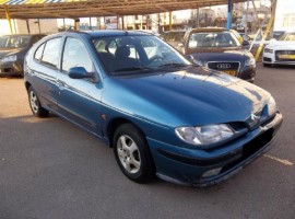 רנו&nbsp;מגאן&nbsp;RXT ידני 1.6&nbsp;1996