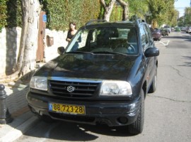 סוזוקי&nbsp;גרנד ויטרה&nbsp;3 דלתות אוט' 1.6&nbsp;2004