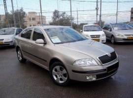 סקודה&nbsp;אוקטביה&nbsp;AMBIENTE אוט' דיזל 1.9&nbsp;2006